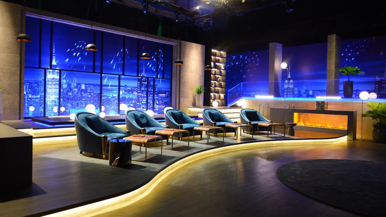 Bí Mật Đằng Sau “Phim Trường Triệu Đô” Của Shark Tank Việt Nam Mùa 5